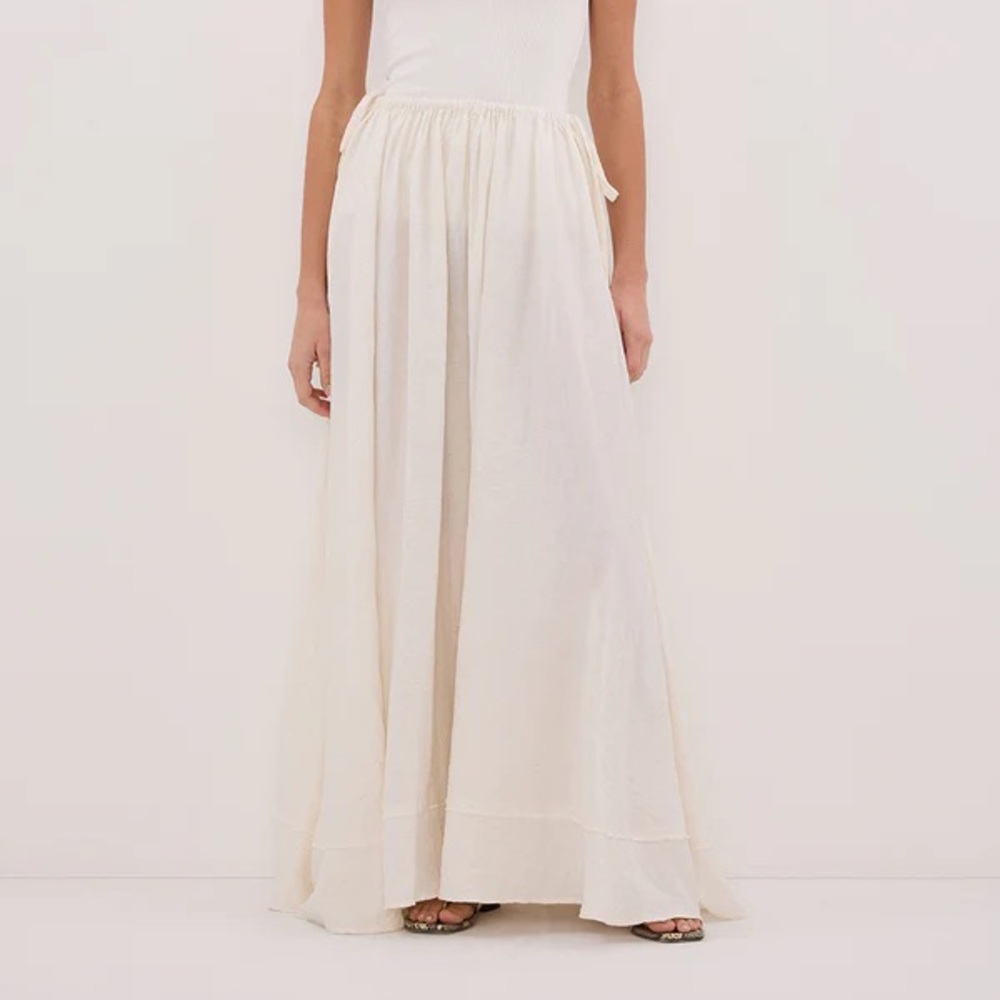 Elegant White Maxi Skirt